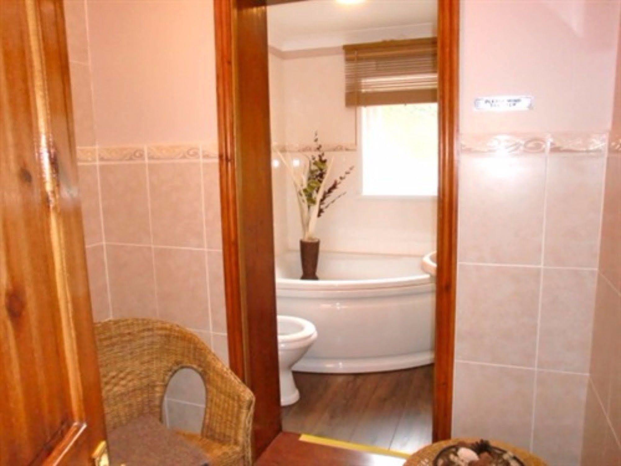 Eden'S Rest Bed And Breakfast Bugle Esterno foto